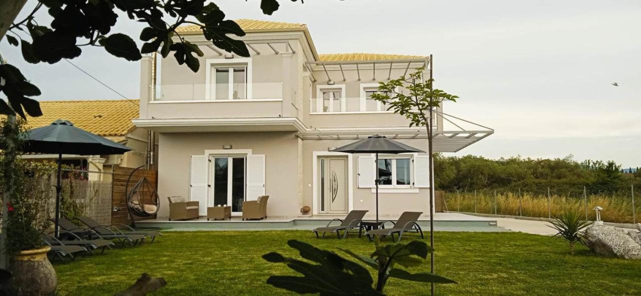Spiridoula Luxury Villa Roda  Esterno foto